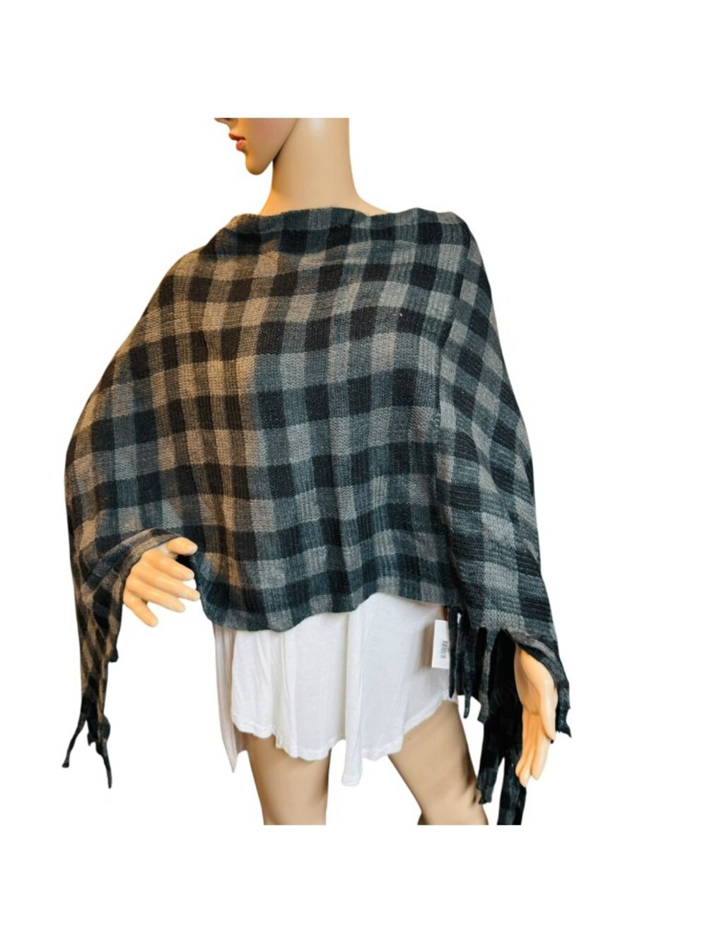 Black & Gray Plaid Fringed Poncho Wrap Scarf Shawl